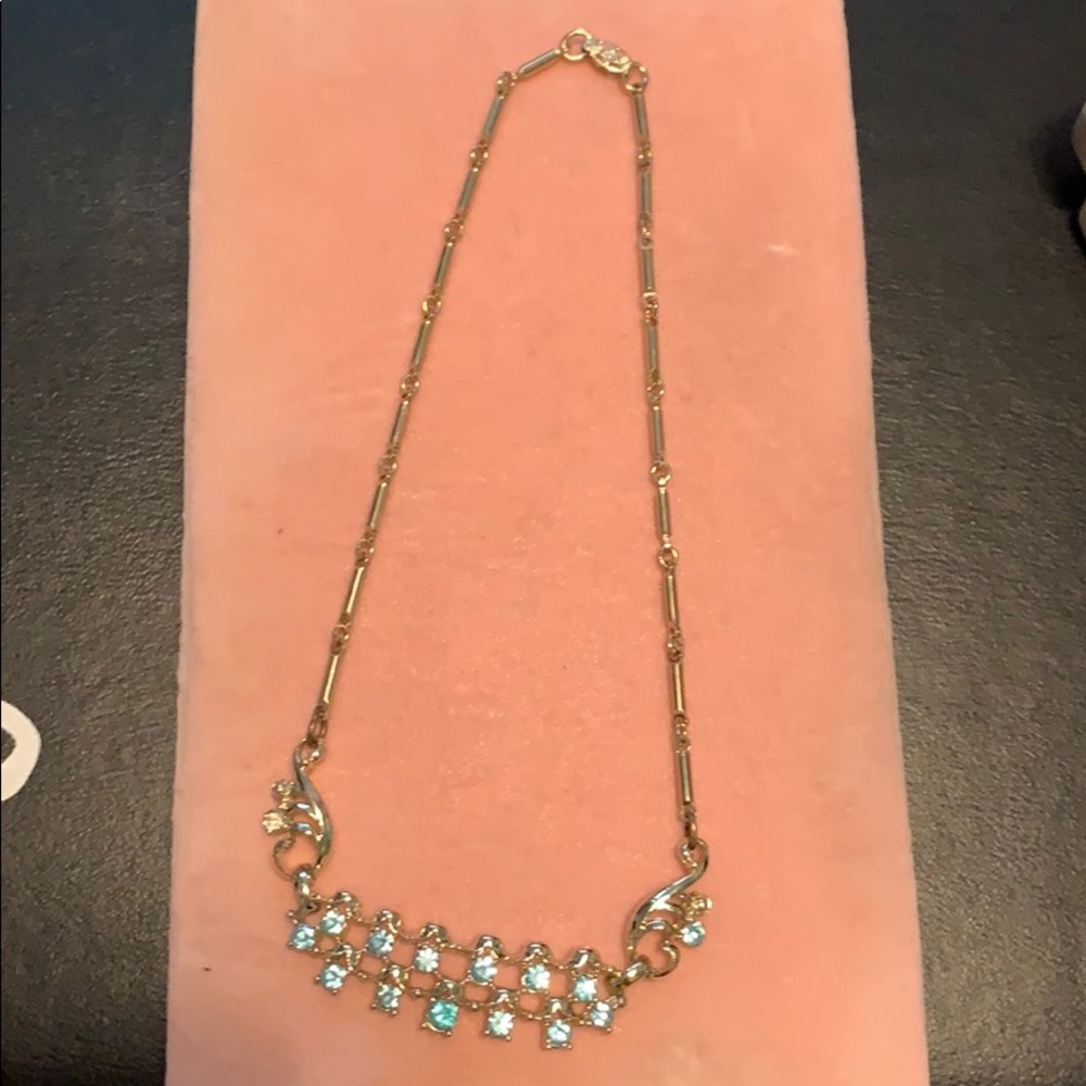 1940s vintage necklace
